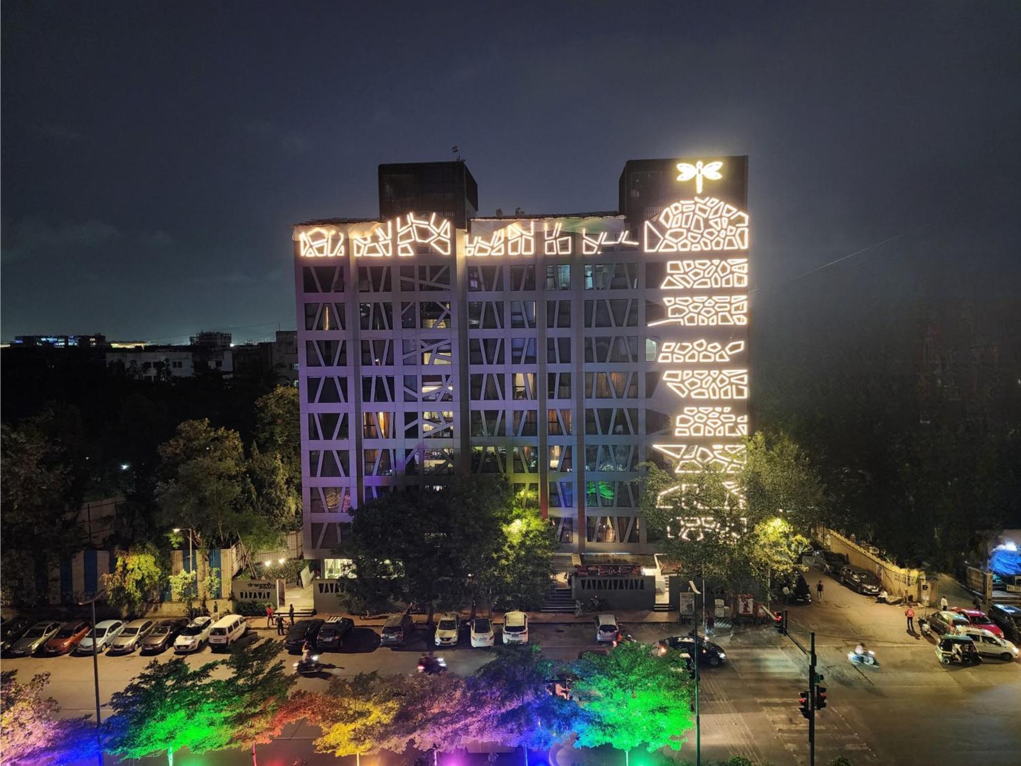 Dragonfly Hotel - The Art Hotel Mumbai Exteriör bild