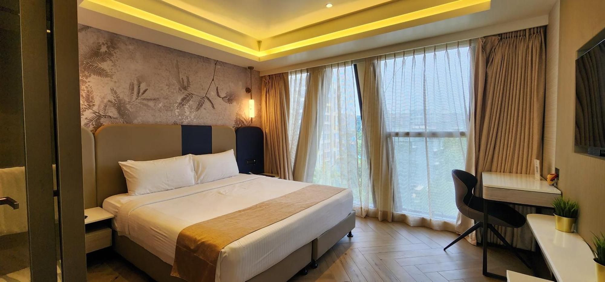 Dragonfly Hotel - The Art Hotel Mumbai Exteriör bild