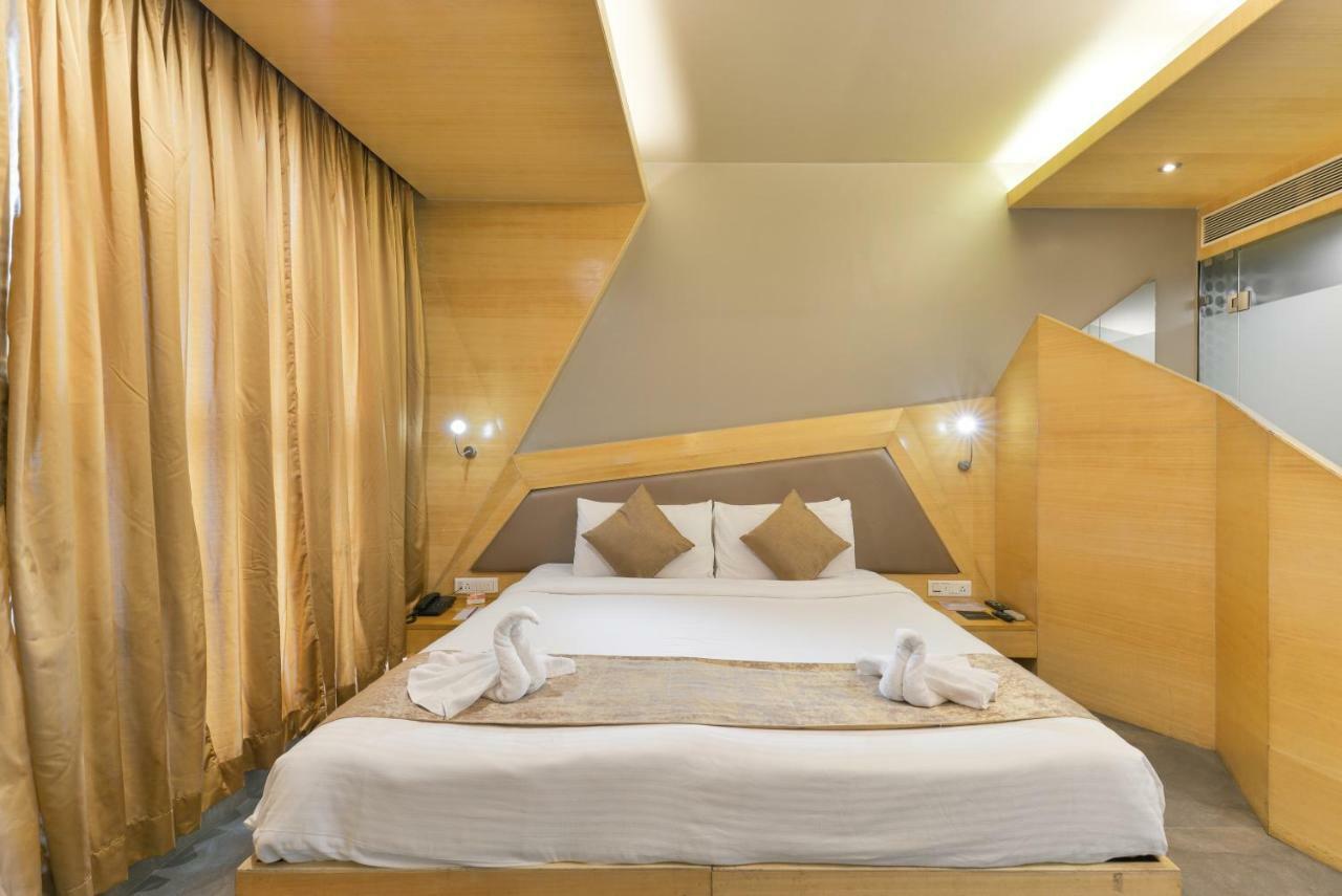 Dragonfly Hotel - The Art Hotel Mumbai Exteriör bild