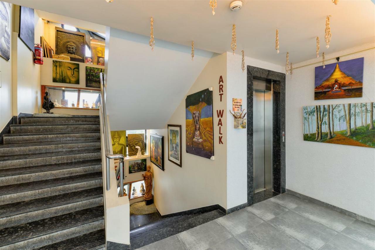 Dragonfly Hotel - The Art Hotel Mumbai Exteriör bild