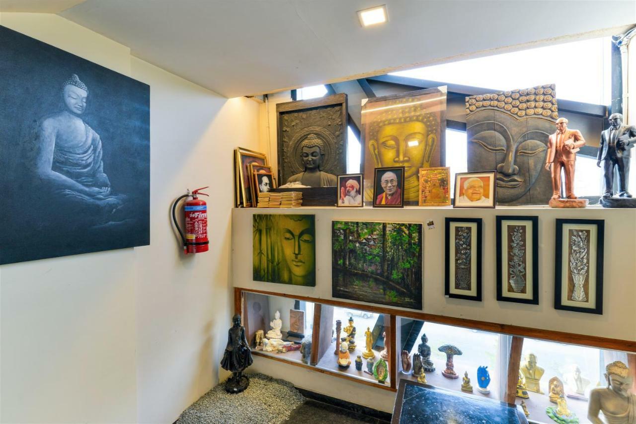 Dragonfly Hotel - The Art Hotel Mumbai Exteriör bild