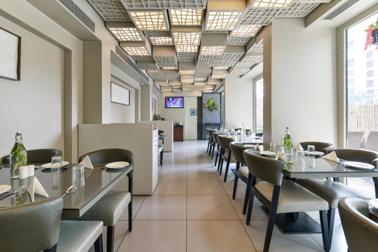 Dragonfly Hotel - The Art Hotel Mumbai Exteriör bild